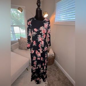 REB & J: Blue/Pink/White Maxi Dress - Size Medium